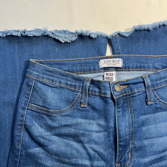 💙💙💙Judy Blue Super Flare High Rise Jeans 32 / 15 - Picture 2 of 15